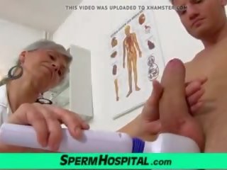 Médico mujer vestida hombre desnudo paja con euro esposa beate: gratis sucio presilla f2